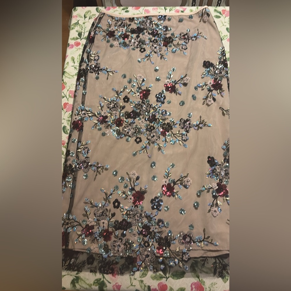 New Embroidered Sequin Floral Skirt